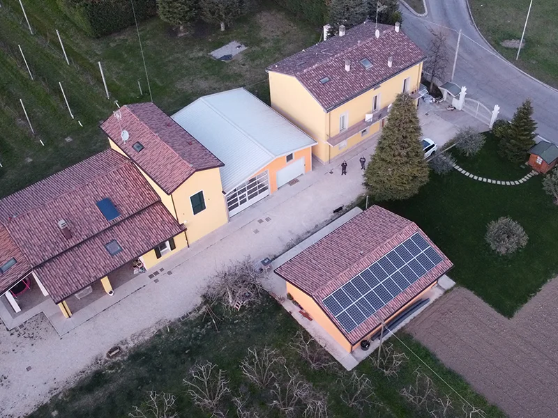 Installazione-pannelli-fotovoltaici-a-Modena-Bologna